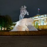 Санкт-Петербург, фото отдыхающего в октябре