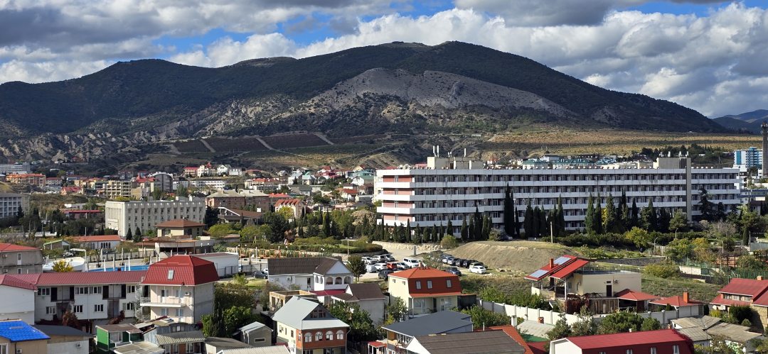 Крым, фото отдыхающего в октябре