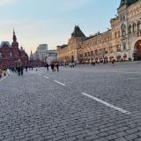 Москва, фото отдыхающего в марте
