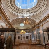 Санкт-Петербург, фото отдыхающего в марте