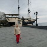 Ялта, фото отдыхающего в марте