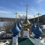 Река Волга, фото отдыхающего в апреле