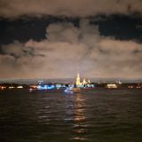 Санкт-Петербург, фото отдыхающего в апреле
