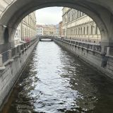 Санкт-Петербург, фото отдыхающего в апреле