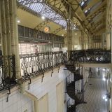 Санкт-Петербург, фото отдыхающего в апреле