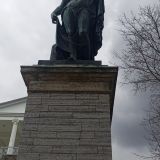 Ленинградская область, фото отдыхающего в апреле