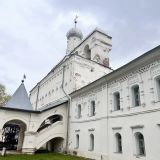 Великий Новгород, фото отдыхающего в апреле