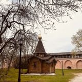 Великий Новгород, фото отдыхающего в апреле