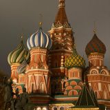 Средняя полоса России, фото отдыхающего в апреле