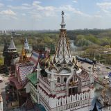 Средняя полоса России, фото отдыхающего в апреле
