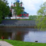 Углич, фото отдыхающего в мае