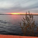 Река Волга, фото отдыхающего в мае