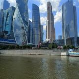 Москва, фото отдыхающего в июне