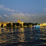 Финский залив, фото отдыхающего в июне