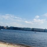 Финский залив, фото отдыхающего в июне