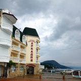 Черное море, фото отдыхающего в июле