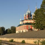 Углич, фото отдыхающего в июле