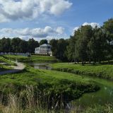 Углич, фото отдыхающего в августе