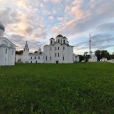 Великий Новгород, фото отдыхающего в сентябре